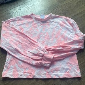 Nike cropped long sleeve top